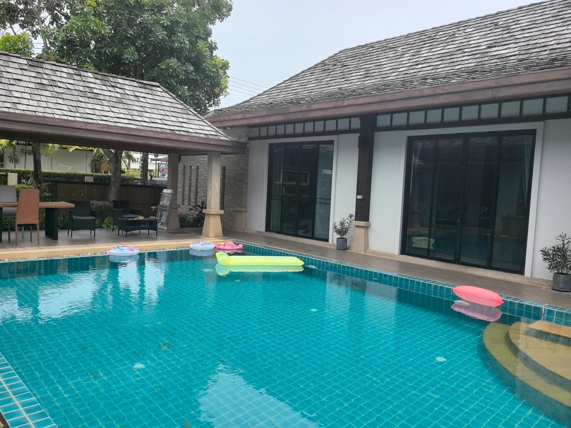 Phuket Meet Holiday Hotel 普吉岛相遇花园度假酒店 Rawai Exterior photo