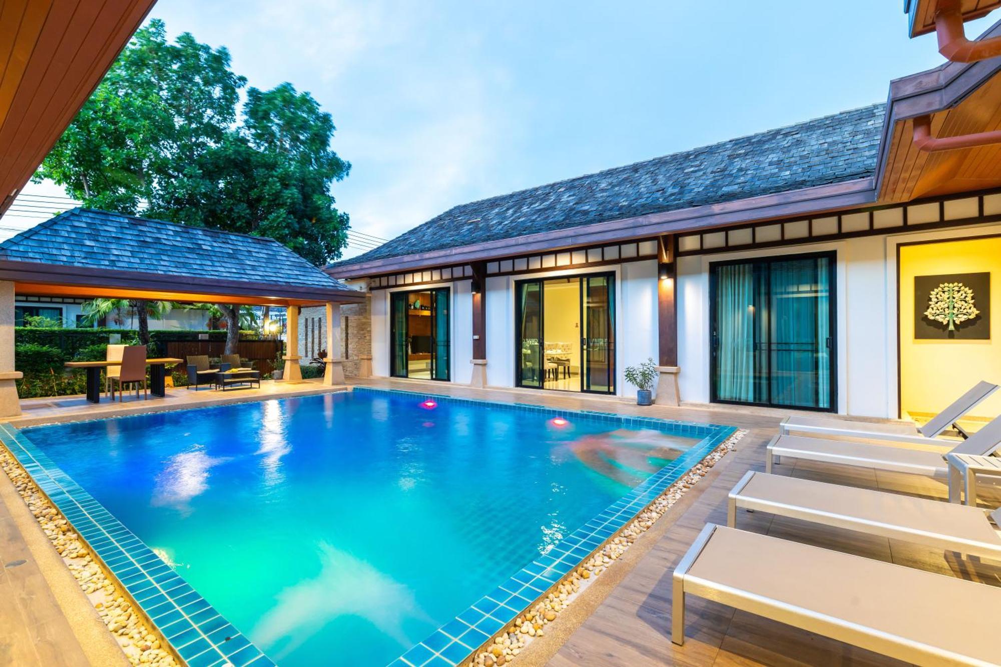 Phuket Meet Holiday Hotel 普吉岛相遇花园度假酒店 Rawai Exterior photo